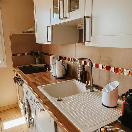 Beau T2 A 15mn Des Plages Apartment Toulon